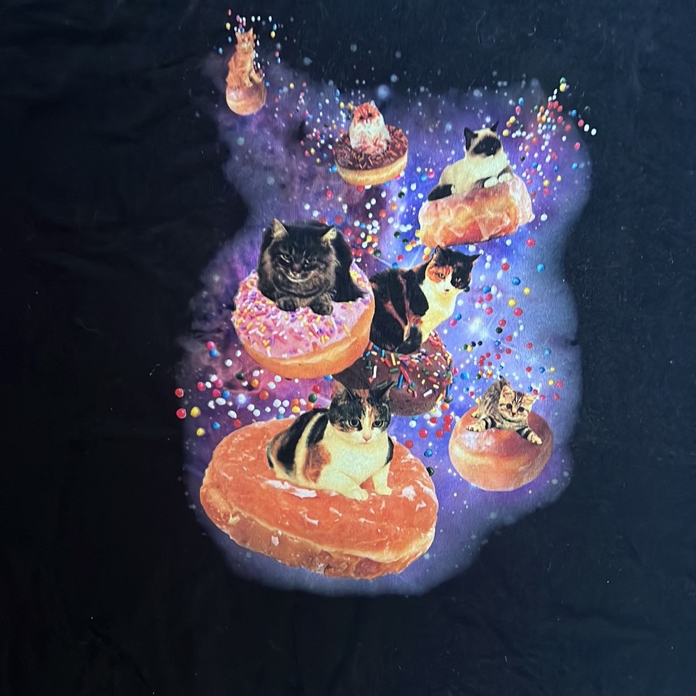 NWOT Cats and donuts tshirt😺